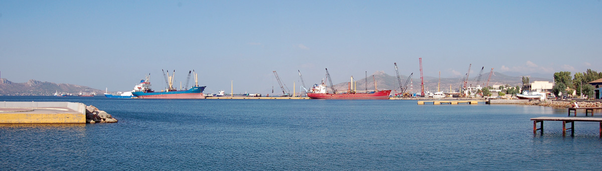 Elefsína harbour